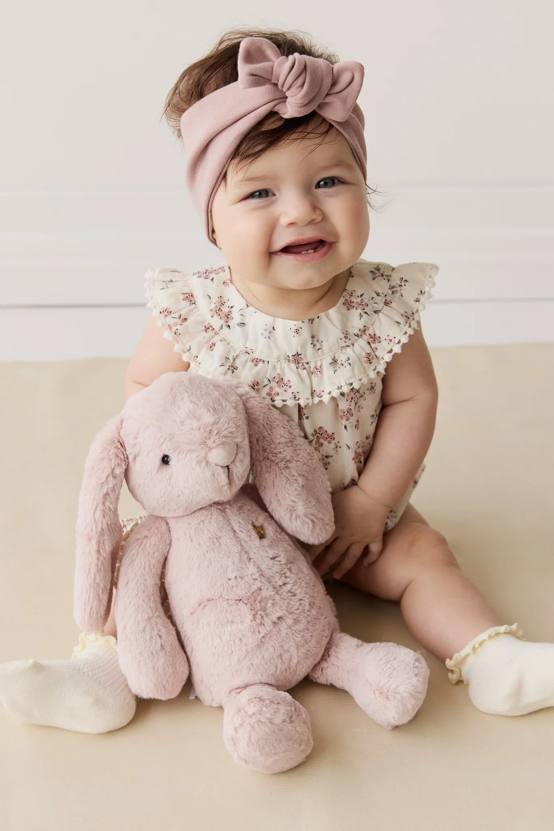 Jamie Kay Snuggle Bunnies - Glitter Penelope