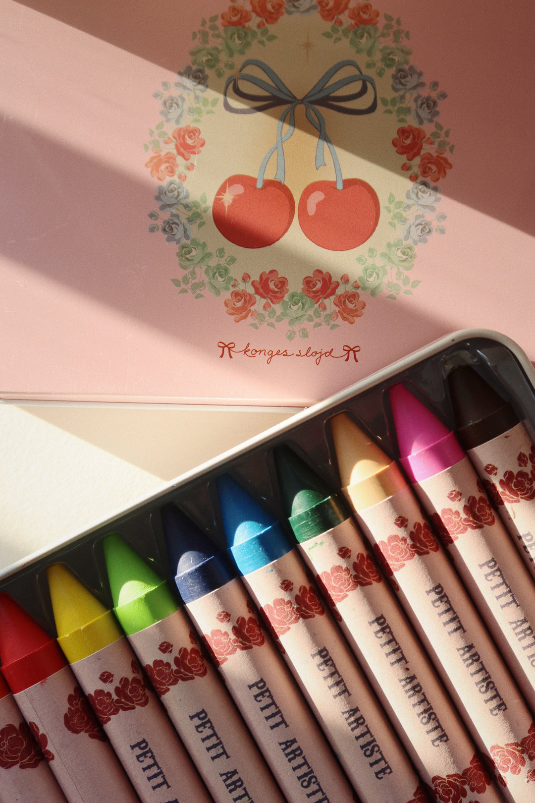 Konges Sløjd Crayons Bees Wax 10 PCS - Cherry Bow Pre Order