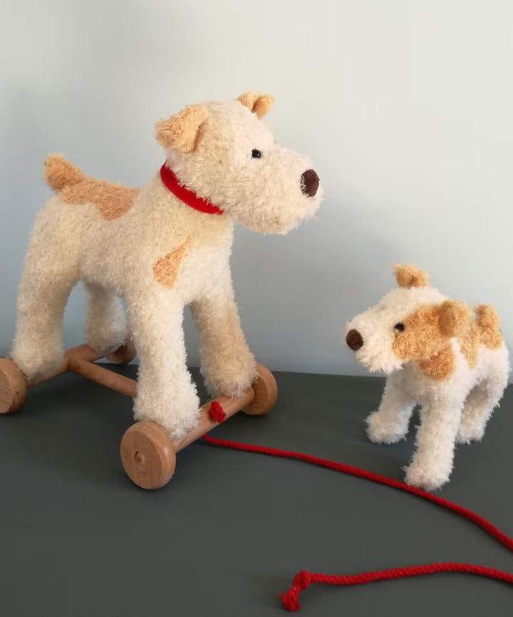 Egmont Toys Pull Along Eliot Dog