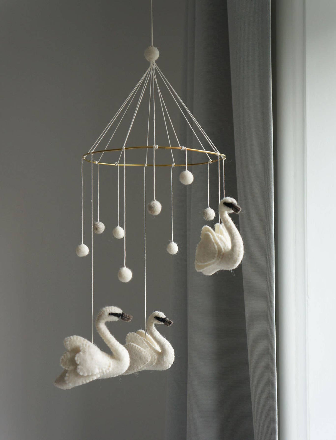 Gamcha Swan Mobile - Grey
