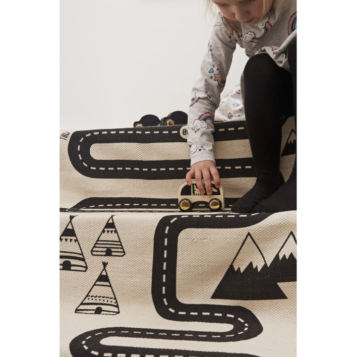 OYOY Mini Adventure Rug - Black & Off White