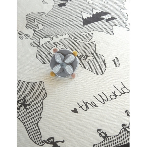 OYOY Mini World Rug - Black & Off White