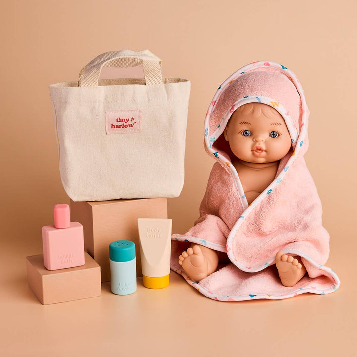 Tiny Harlow Doll Bath Time Set