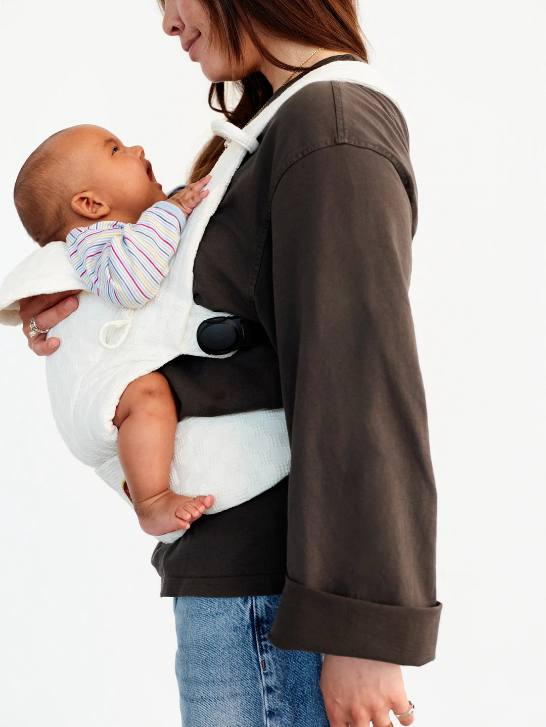 Moova Balance Baby Carrier - Soft Sand