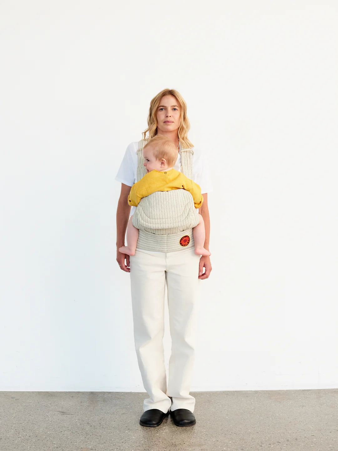 Moova Balance Baby Carrier - Fine Lines