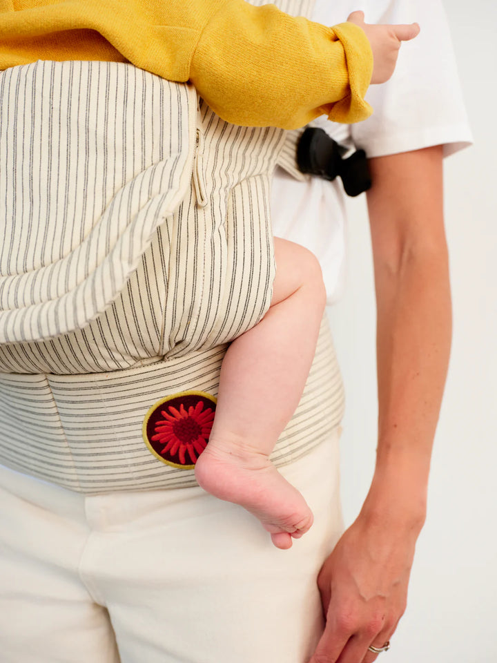 Moova Balance Baby Carrier - Fine Lines