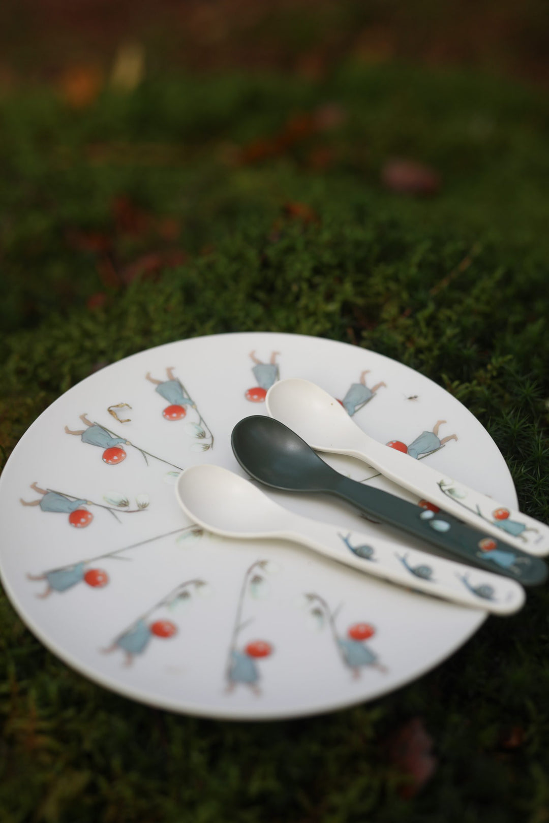 Rätt Start Children's Elsa Beskow Plate - Tomtebobarnen