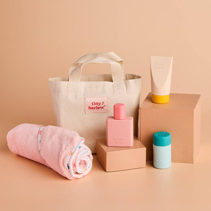 Tiny Harlow Doll Bath Time Set