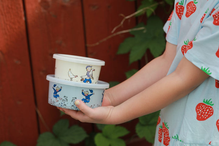 Rätt Start Children's Emil in Lönneberga Snack Box Set - Baby Blue & White