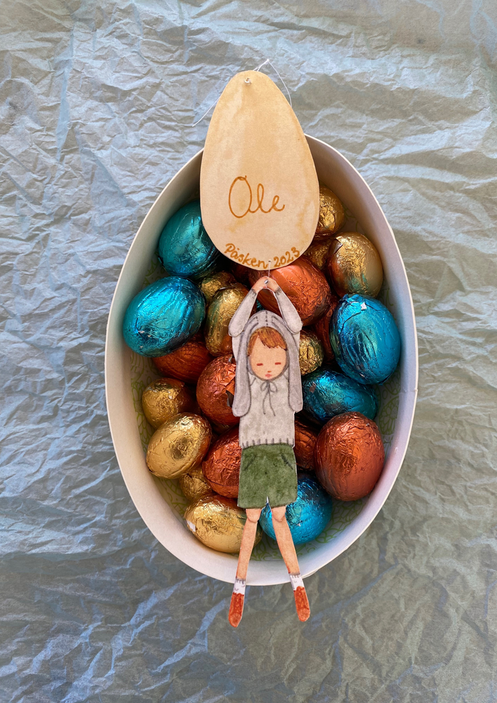 Tall Hat Tales Decoration - Children of Easter