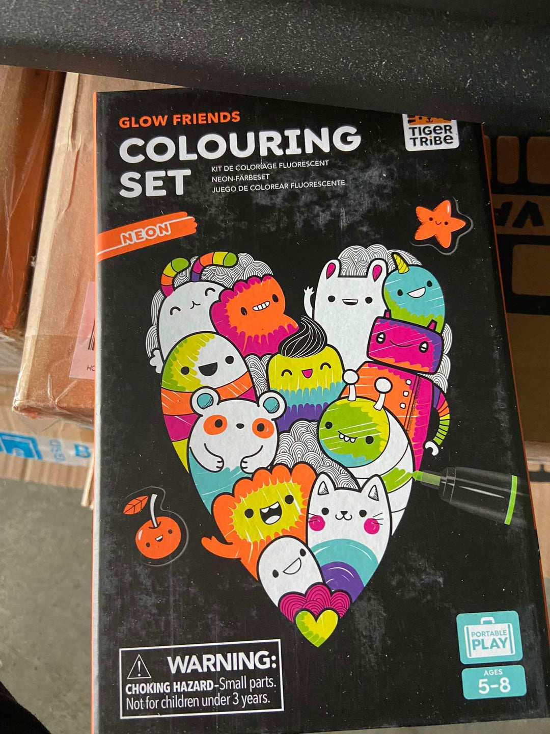 Tiger Tribe Neon Colouring Set - Glow Friends