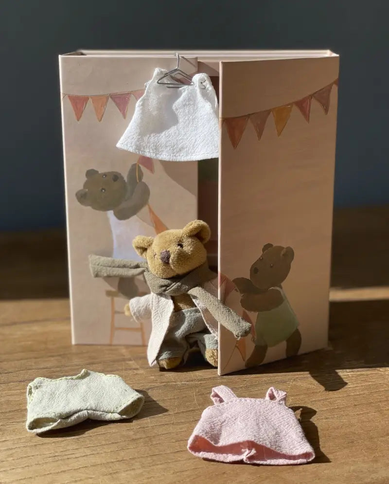 Egmont Toys Wardrobe with Bear / Pre Order