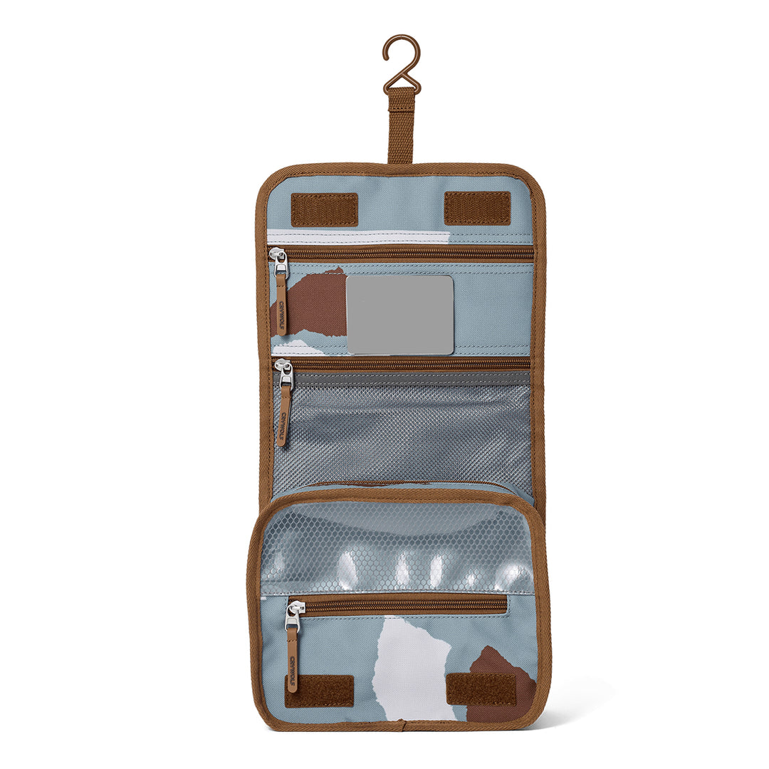 Crywolf Hanging Toiletry Bag - Move Mountains