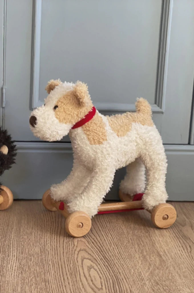 Egmont Toys Pull Along Eliot Dog