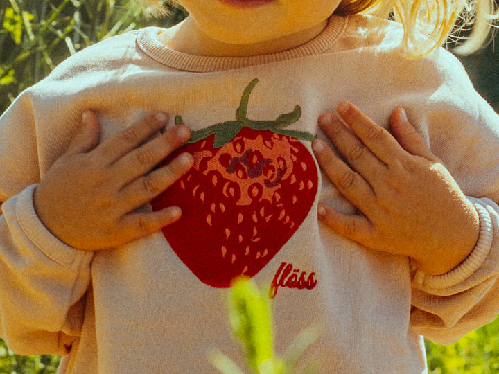 flöss Vida Berry Sweater - Acorn / Pre Order