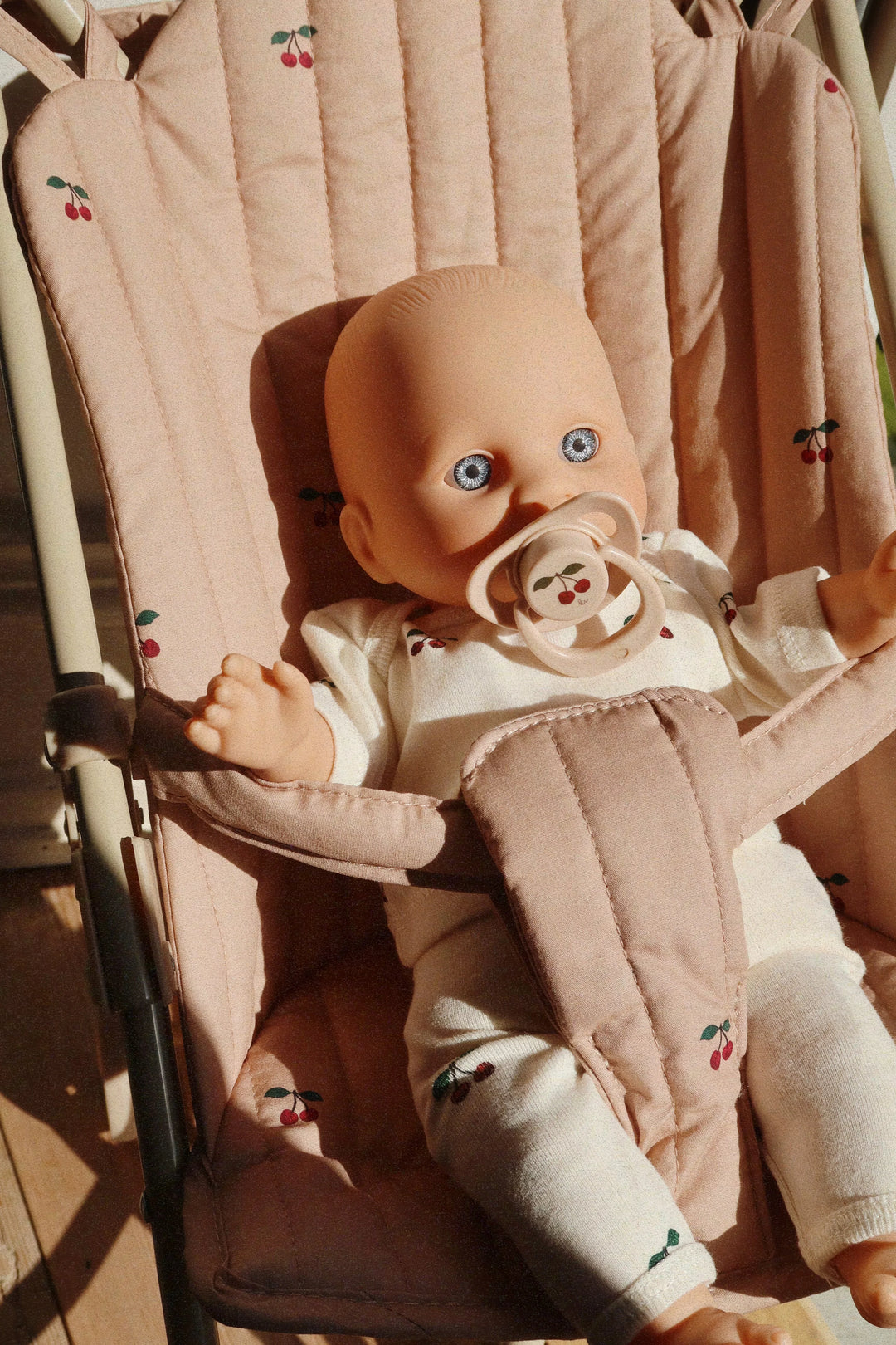 Konges Sløjd Elli the Doll - Cherry