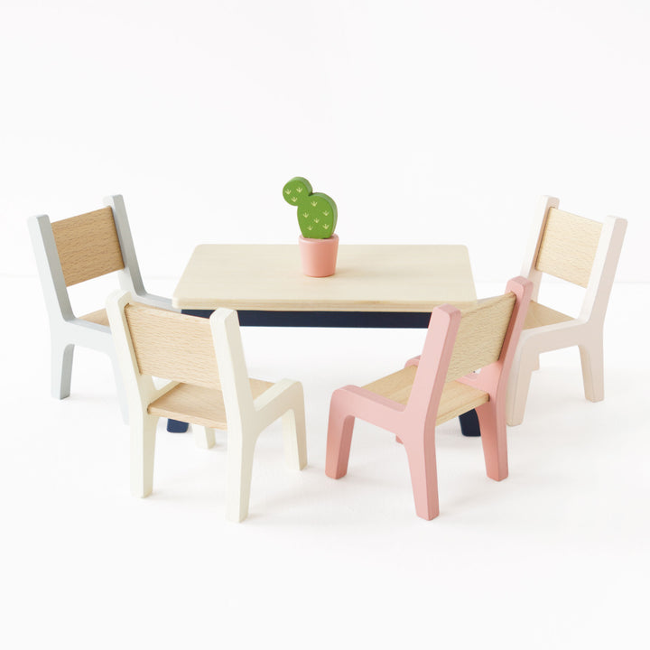 Le Toy Van - Dolls House Furniture Set