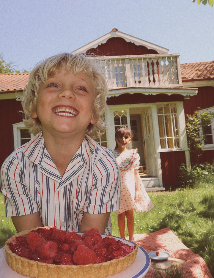 flöss Miles Short Sleeved Shirt - Red & Blue Stripes / Pre Order