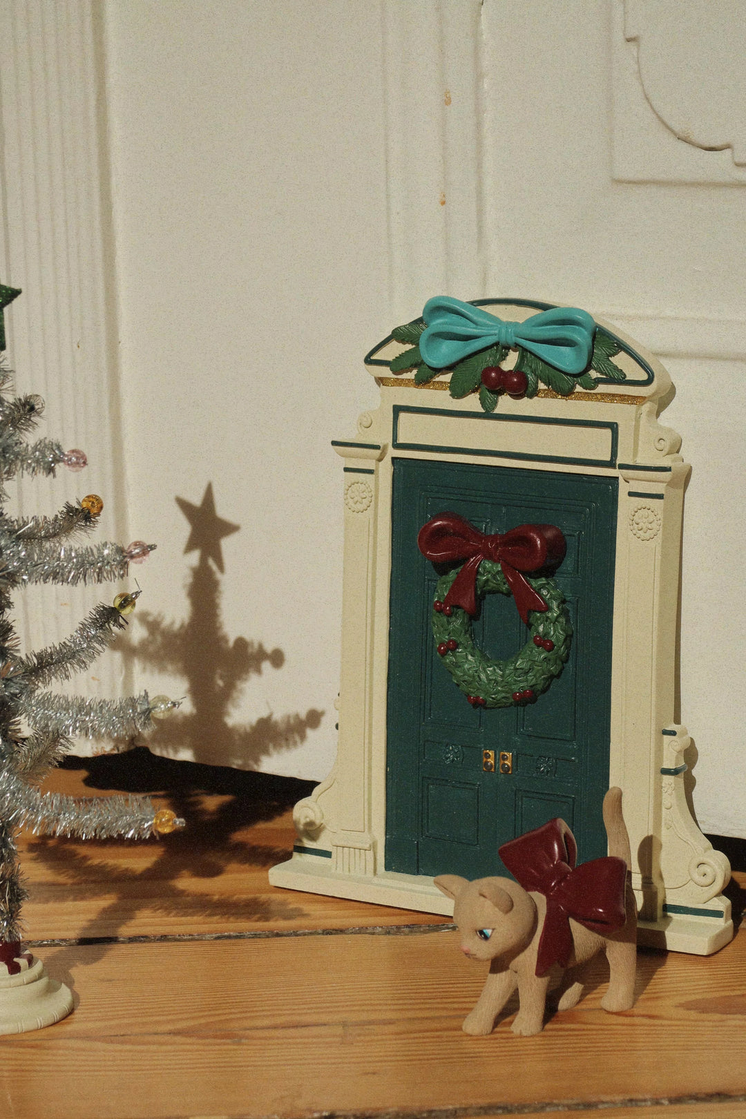 Konges Sløjd Christmas Elf Door