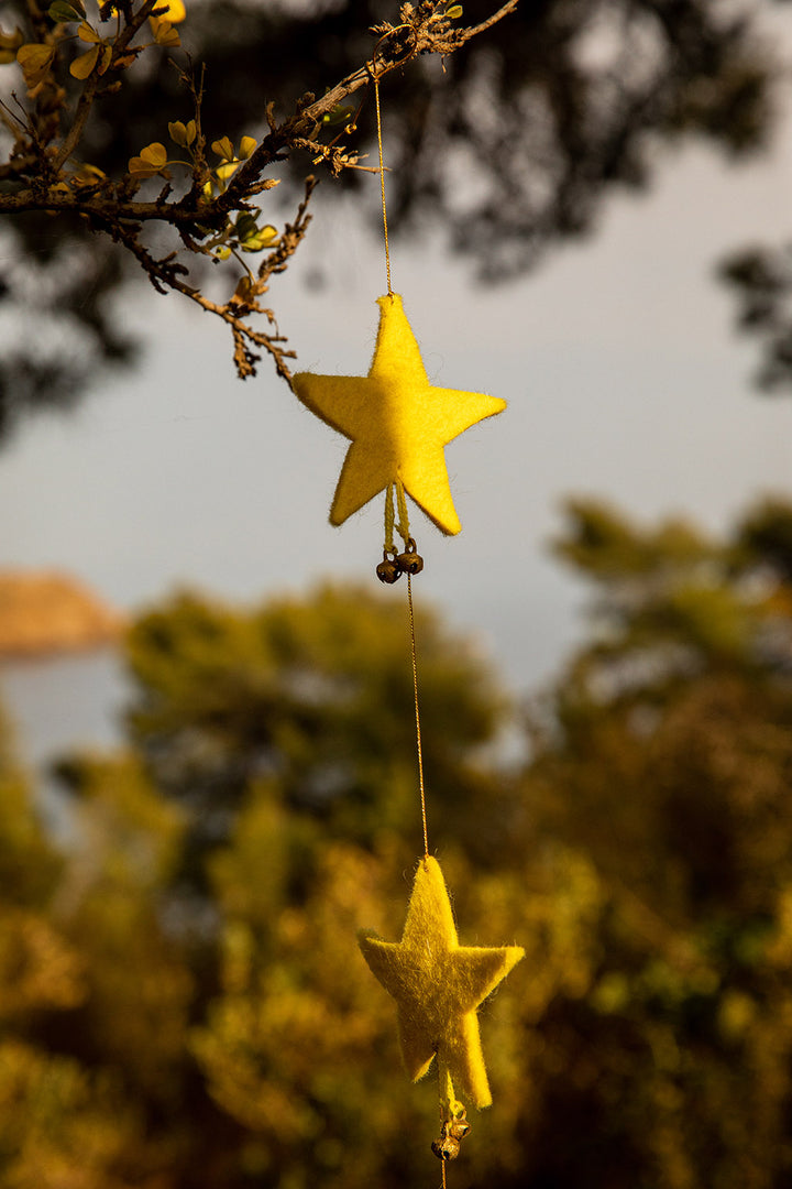 Muskhane Falling Stars Garland - Lemon