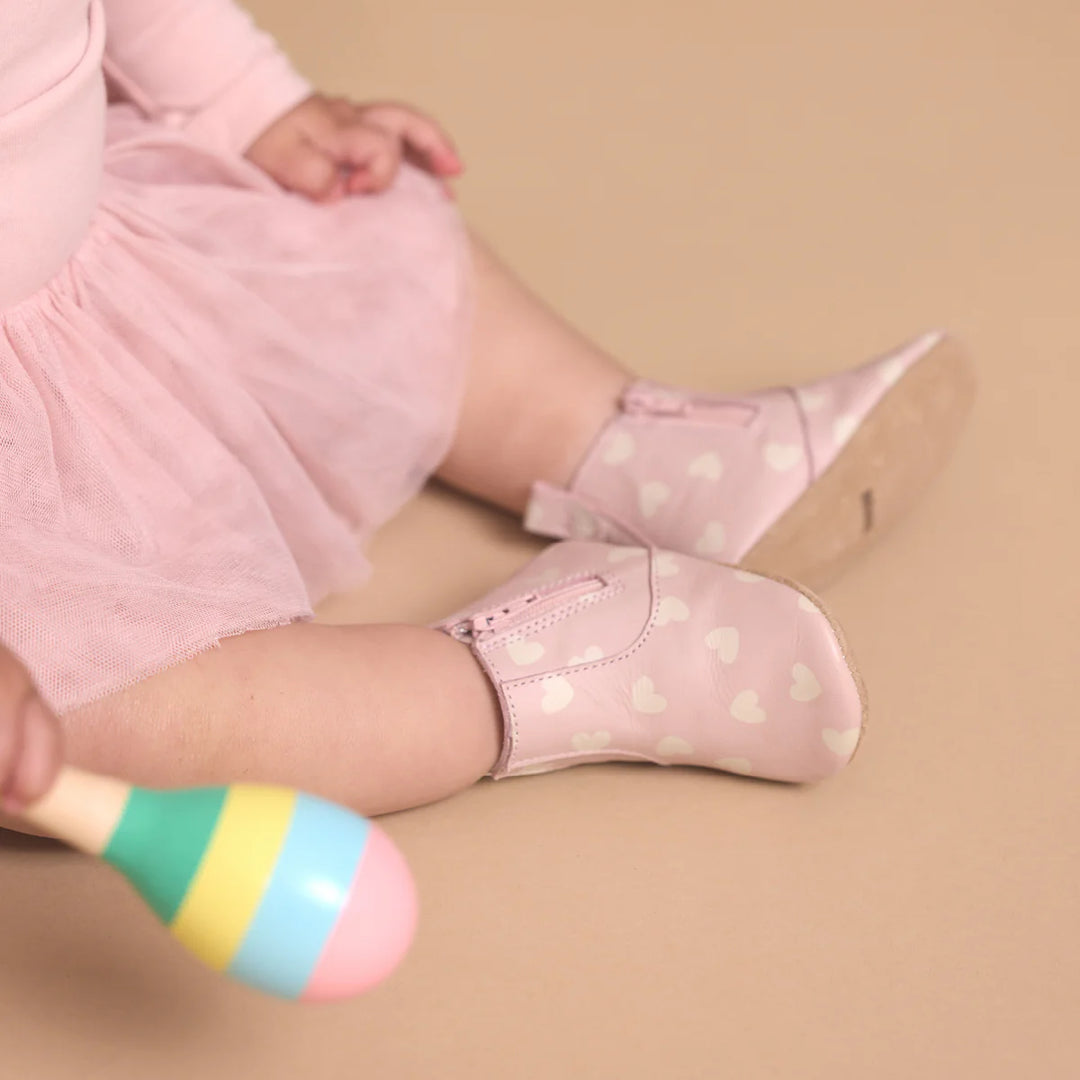 Pretty Brave Baby Electric - Hearts