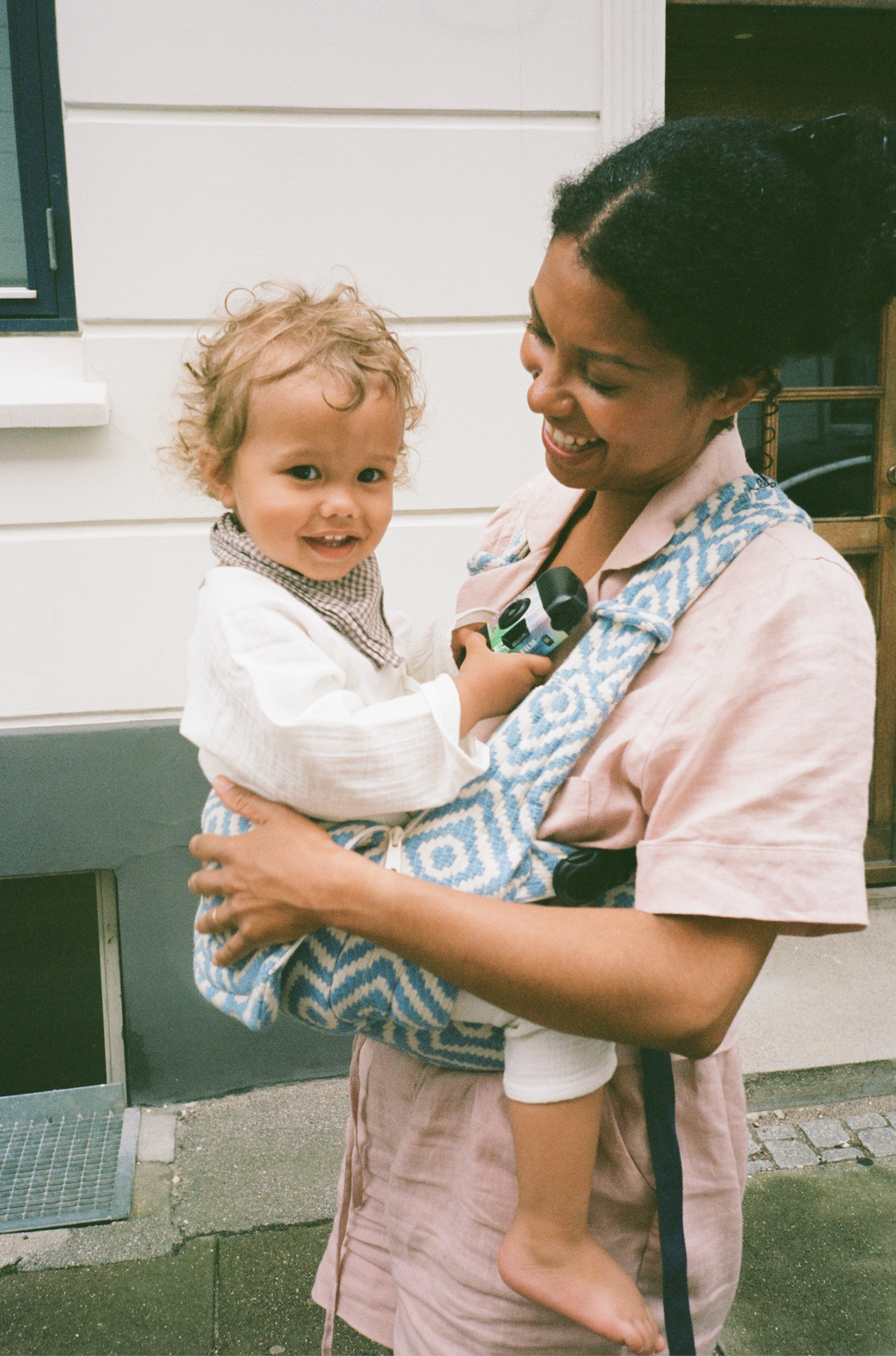 Moova Balance Baby Carrier - Blue Mosaic