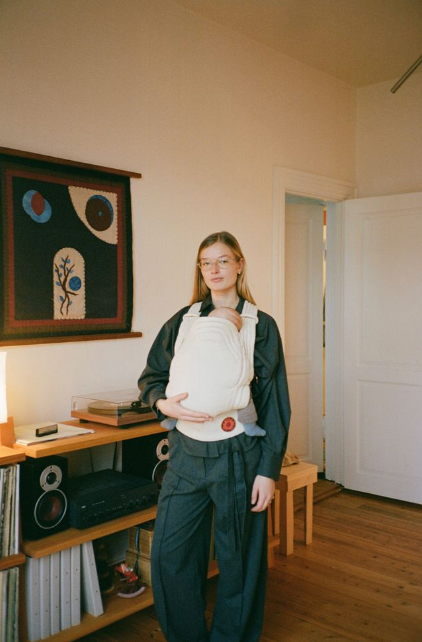 Moova Balance Baby Carrier - Off White