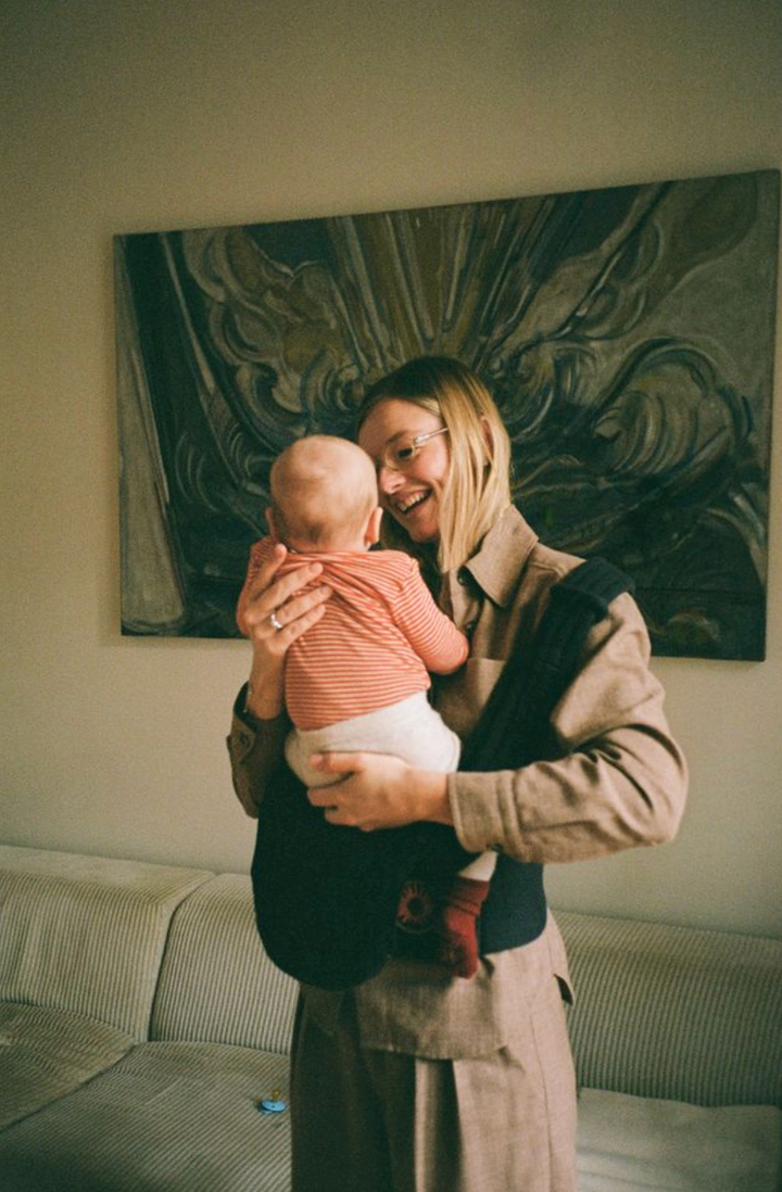 Moova Balance Baby Carrier - Anthracite