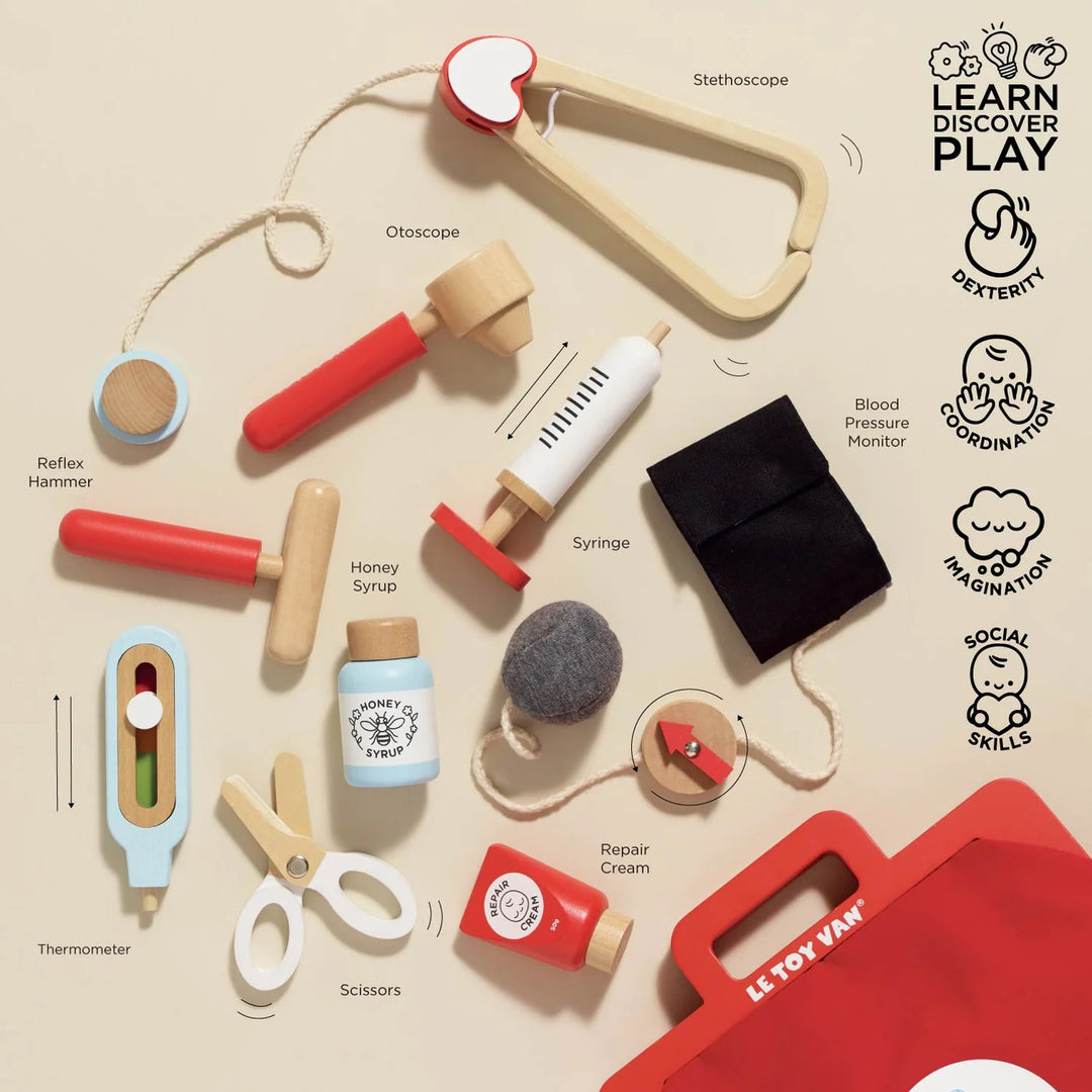 Le Toy Van Doctors Bag Set