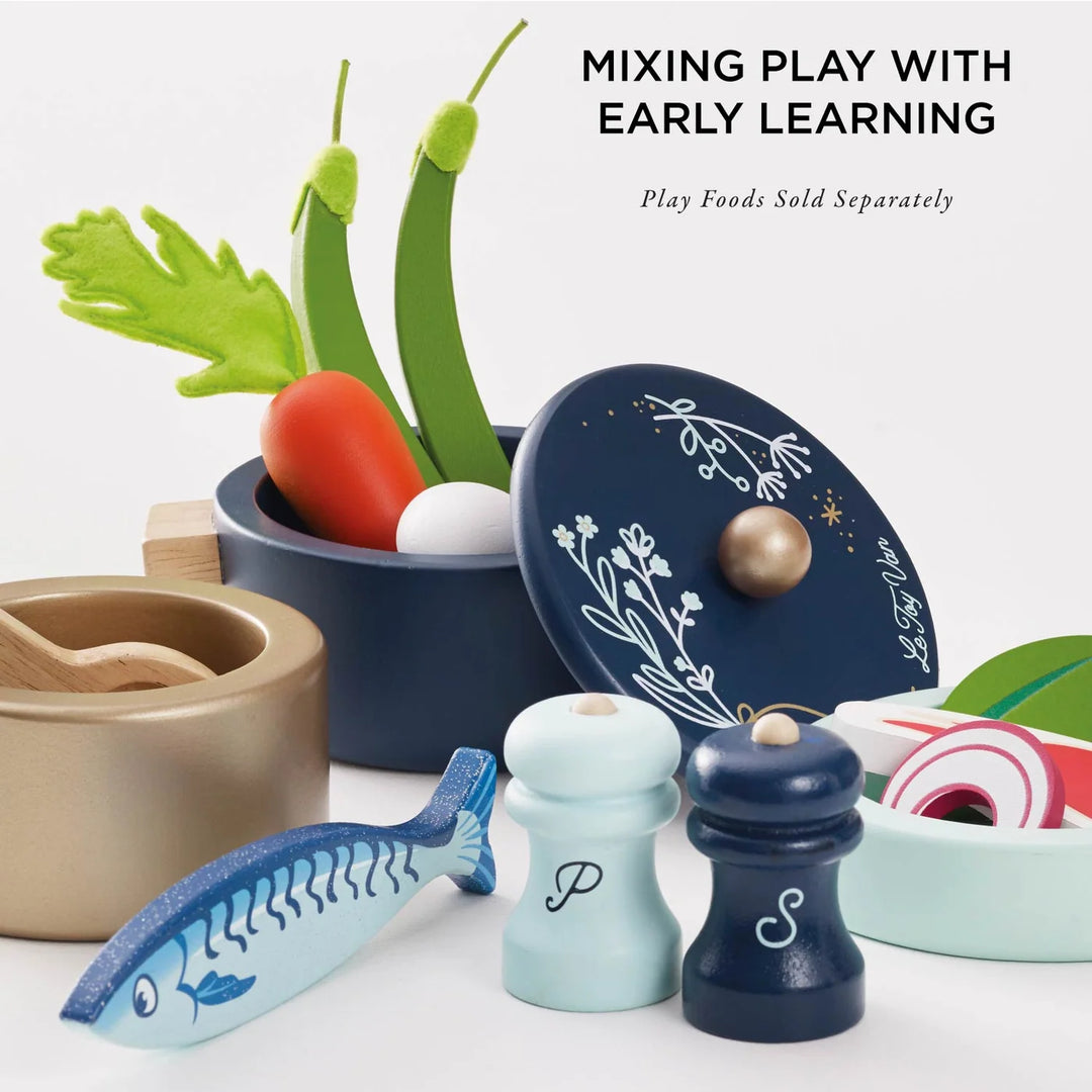 Le Toy Van Pots &amp; Pans Kitchen Accessories