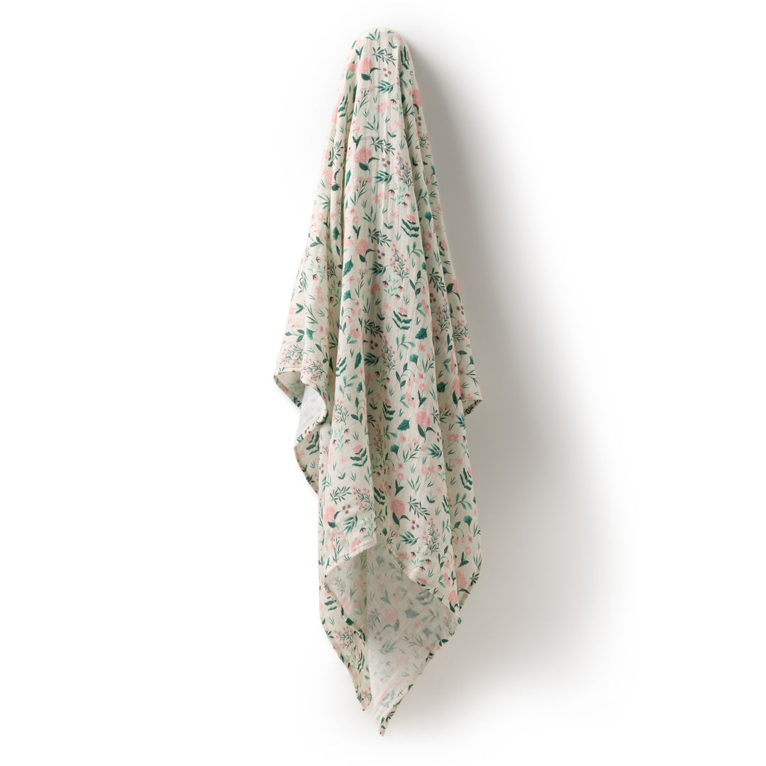 Wilson &amp; Frenchy Muslin Swaddle - Sweet Bloom