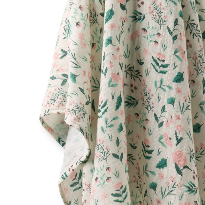 Wilson &amp; Frenchy Muslin Swaddle - Sweet Bloom