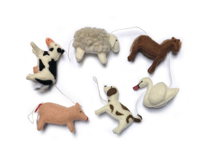 Gamcha Farmyard Garland - Multi