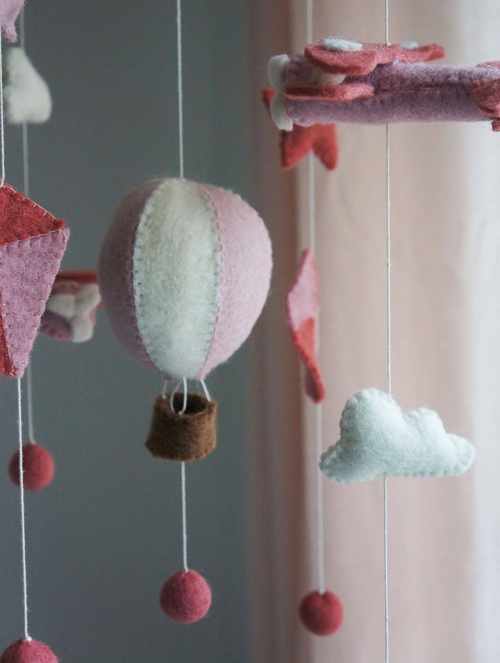 Gamcha Air Balloon, Plane & Kite Mobile - Pink / Coming Soon