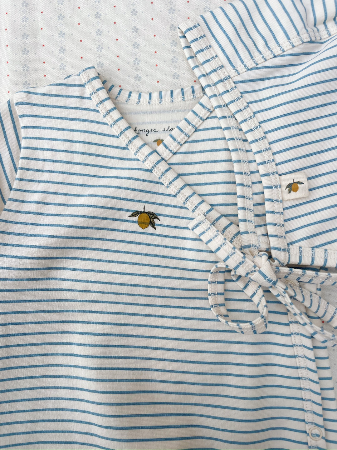 Konges Sløjd Basic Long Sleeve Newborn Body GOTS - Stripe Bluie