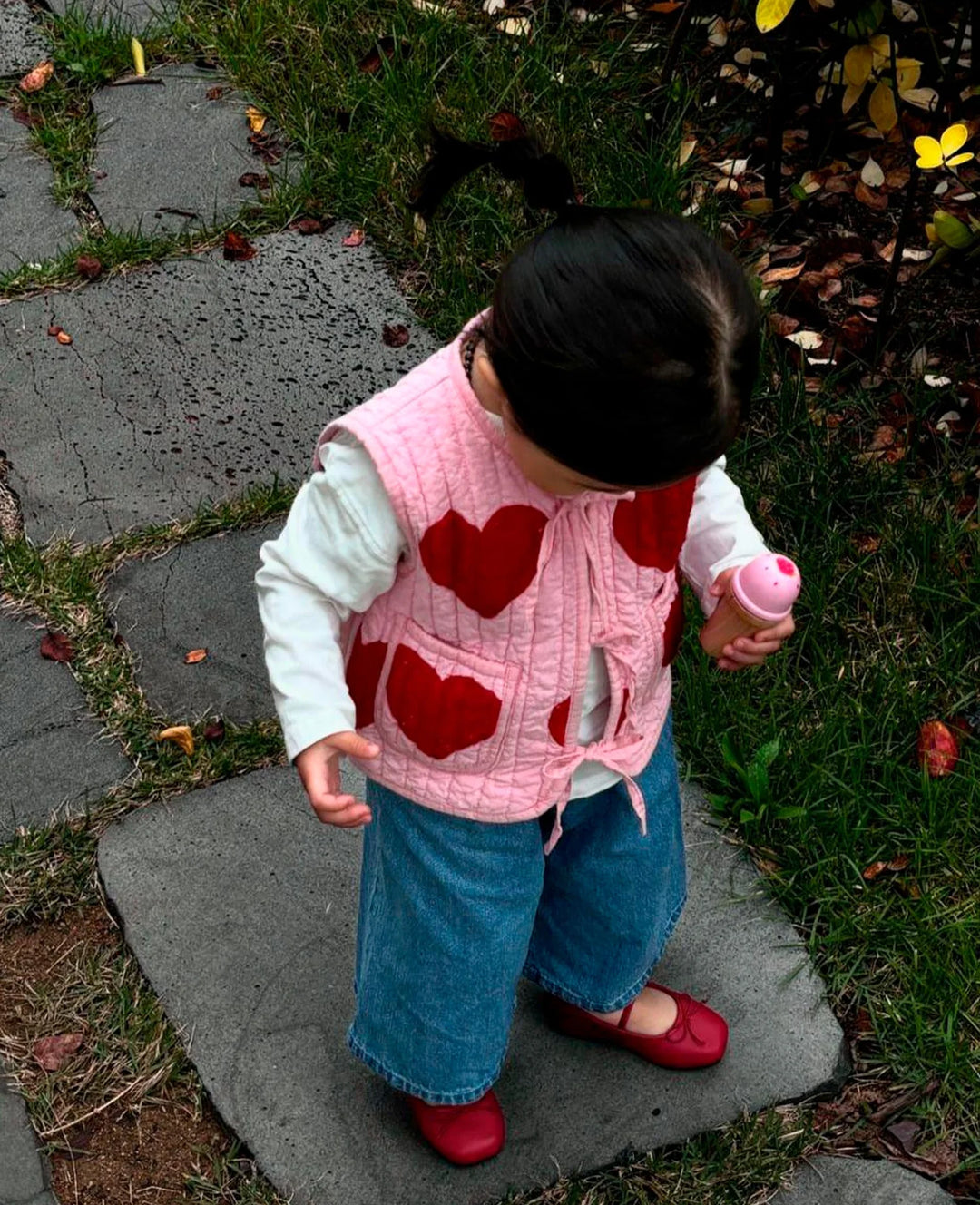 SISSEL EDELBO MINI Honey Mini Vest - Red Hearts