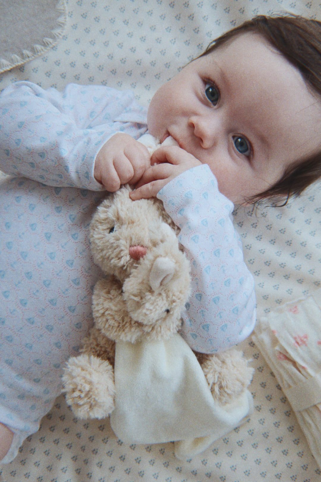 Konges Sløjd Fanga Fontana Piccobino Snuggle Toy - Oyster Grey