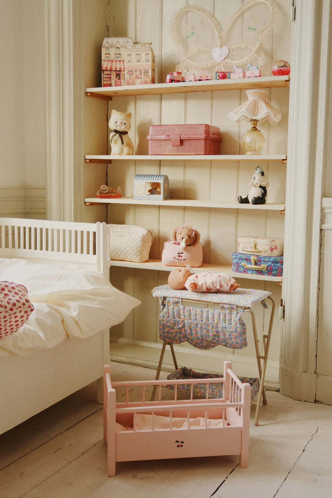 Konges Sløjd Doll Changing Table - Fleur Rosier / Pre Order