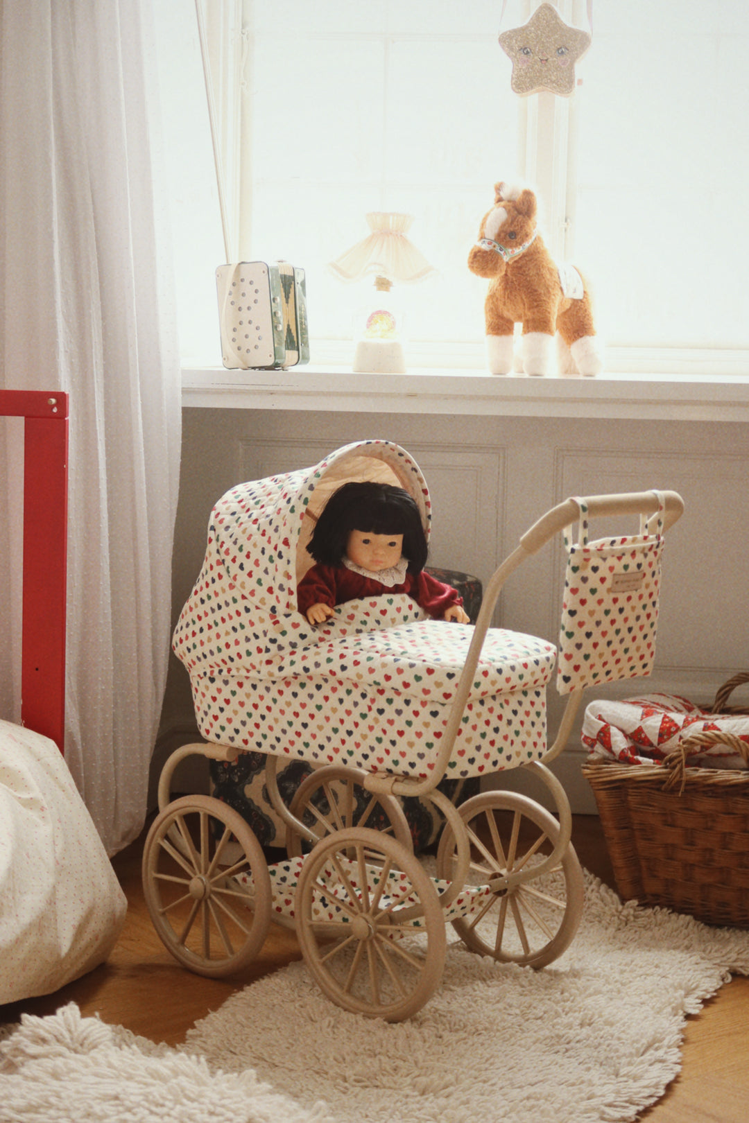 Konges Sløjd Minnie Doll Pram - Coeur Coloré