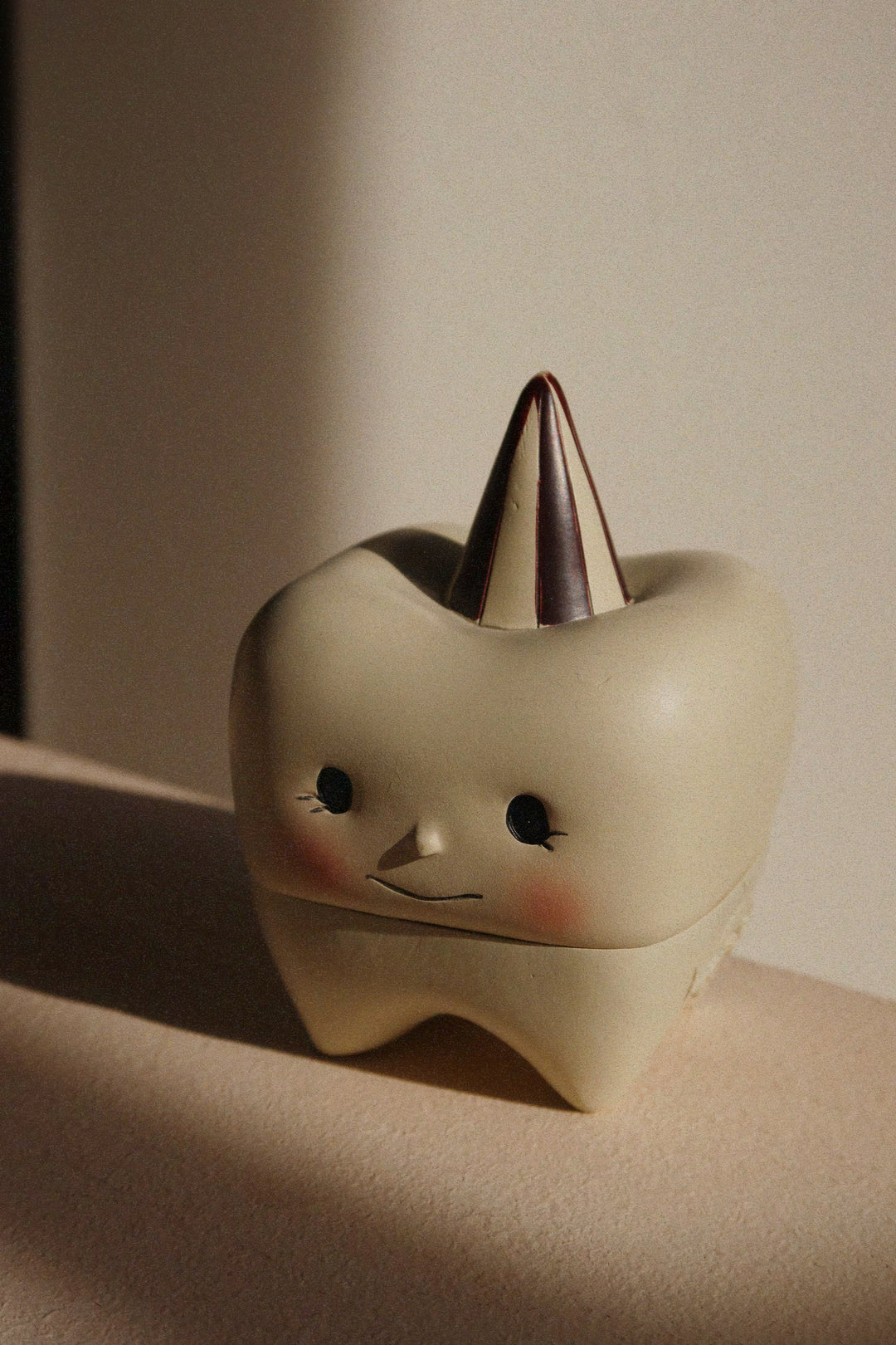 Konges Sløjd Tooth Box - Off White