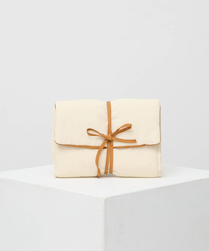 Philé Plush Change Mat Wrap - Milk Cream