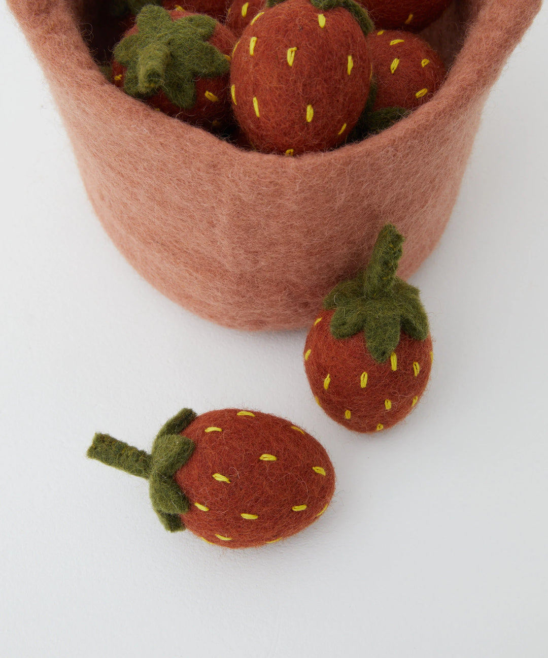 Philé Felt Basket of Strawberries