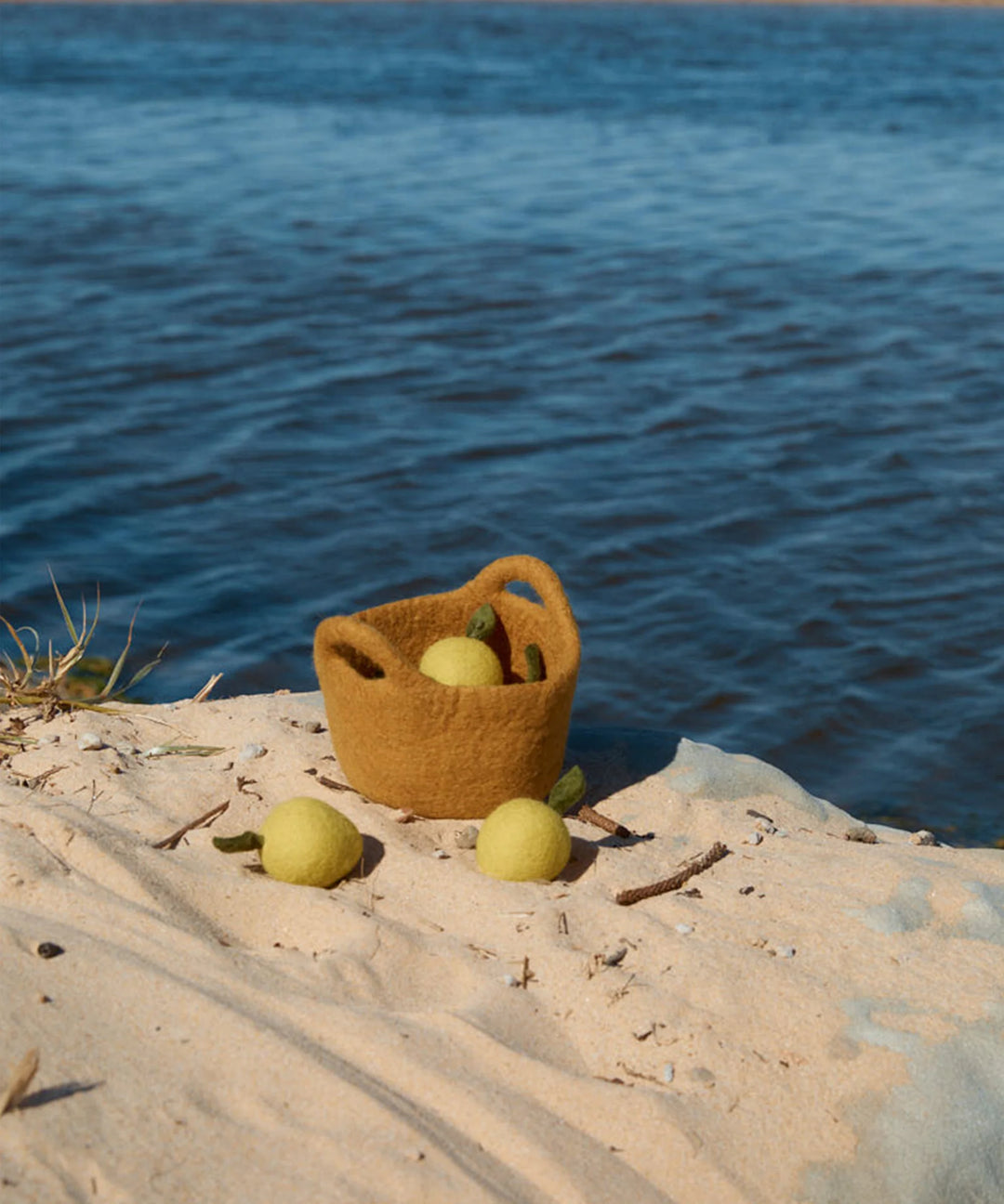 Philé Felt Basket of Lemons